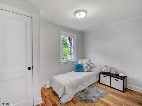 5 Terrace Ave, West Orange Twp., NJ 07052