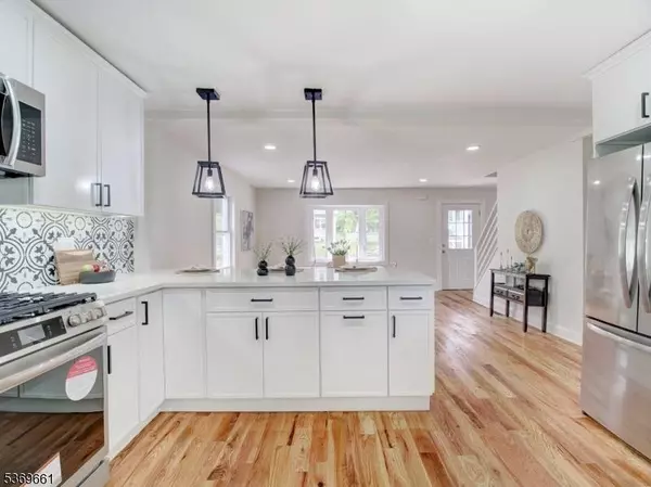 5 Terrace Ave, West Orange Twp., NJ 07052