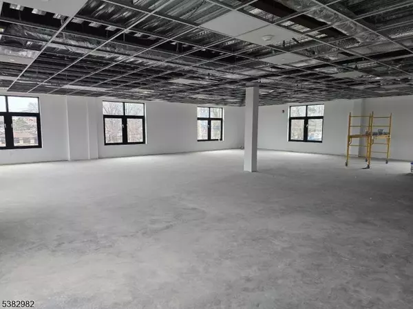 374 Green St, Woodbridge Twp., NJ 07095