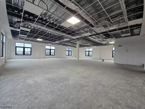 374 Green St, Woodbridge Twp., NJ 07095