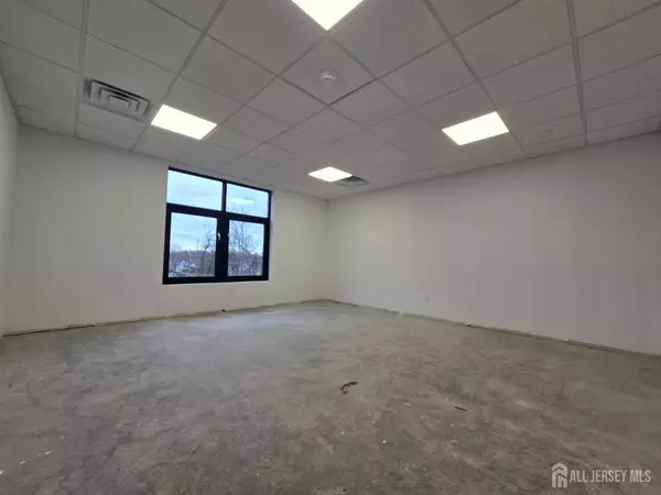 374 Green ST, Woodbridge Proper, NJ 07095