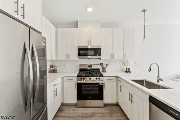 140 W Webster Ave #115, Roselle Park Boro, NJ 07204