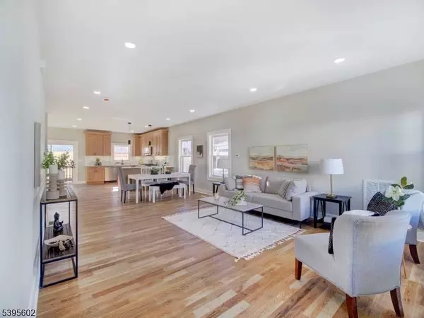 297 Oswald Pl, Union Twp., NJ 07088