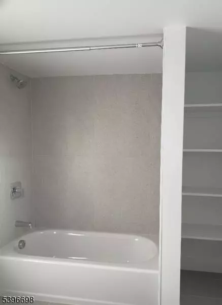 1790 W 4Th St #2, Dunellen Boro, NJ 08812