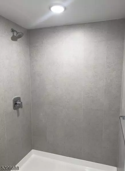 1790 W 4Th St #1, Dunellen Boro, NJ 08812