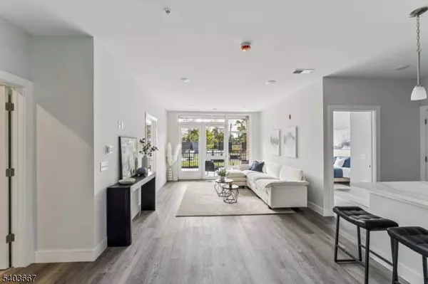 140 W Webster Ave #228, Roselle Park Boro, NJ 07204