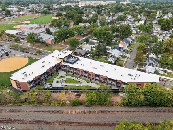 140 W Webster Ave #101, Roselle Park Boro, NJ 07204