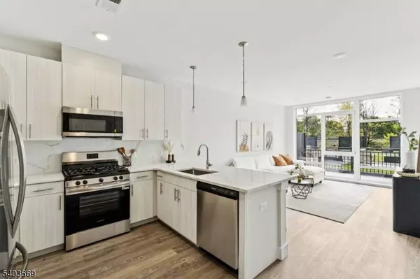 140 W Webster Ave #106, Roselle Park Boro, NJ 07204