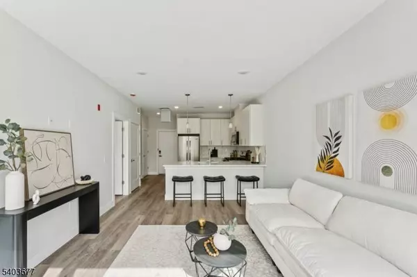 140 W Webster Ave #123, Roselle Park Boro, NJ 07204