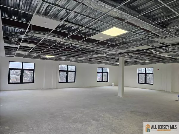 374 Green ST, Woodbridge Proper, NJ 07095