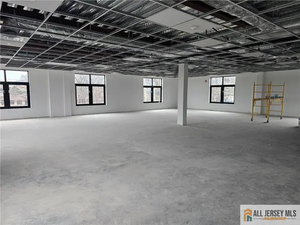 374 Green ST, Woodbridge Proper, NJ 07095