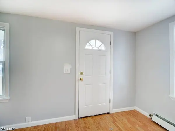 196 Lafayette St, Rahway City, NJ 07065