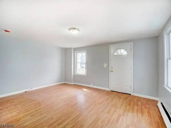 196 Lafayette St, Rahway City, NJ 07065