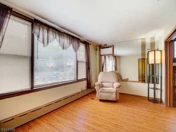 510 Jersey Ave, Elizabeth City, NJ 07202