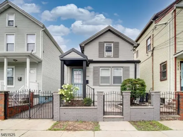 236 Franklin St