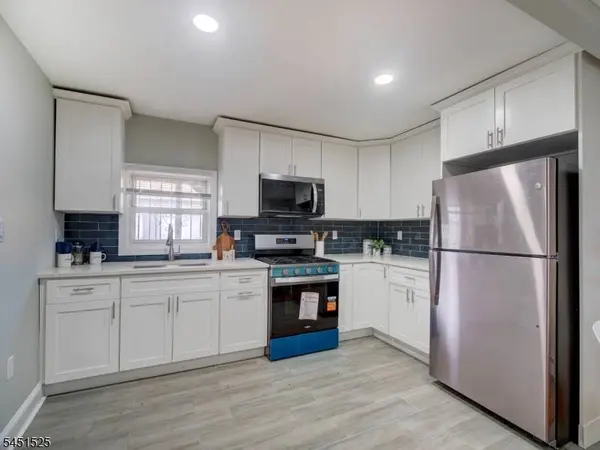 236 Franklin St, Elizabeth City, NJ 07206