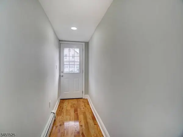 236 Franklin St, Elizabeth City, NJ 07206