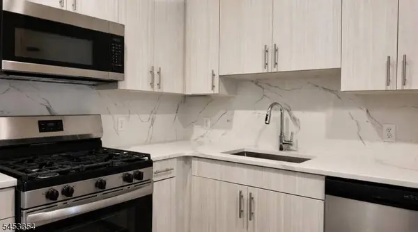 140 W Webster Ave #121, Roselle Park Boro, NJ 07204