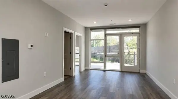 140 W Webster Ave #121, Roselle Park Boro, NJ 07204