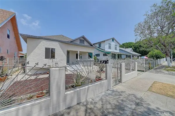 811 E 42nd, Los Angeles, CA 90011