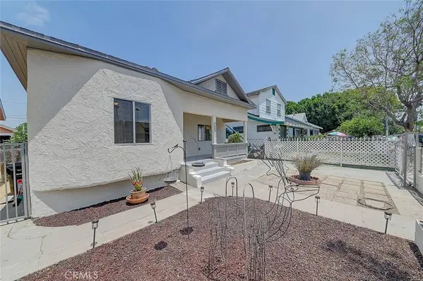 811 E 42nd, Los Angeles, CA 90011