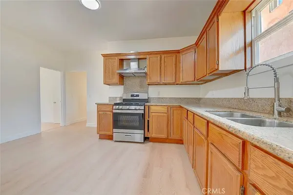 811 E 42nd, Los Angeles, CA 90011