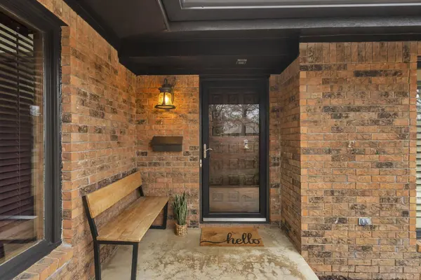 7822 E Killarney Pl, Wichita, KS 67206