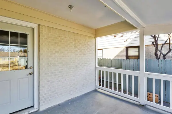 3020 E Sennett St, Wichita, KS 67211
