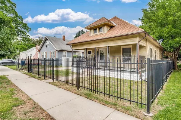 1429 S Hydraulic St, Wichita, KS 67211