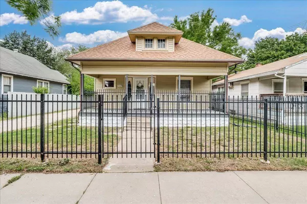 1429 S Hydraulic St, Wichita, KS 67211