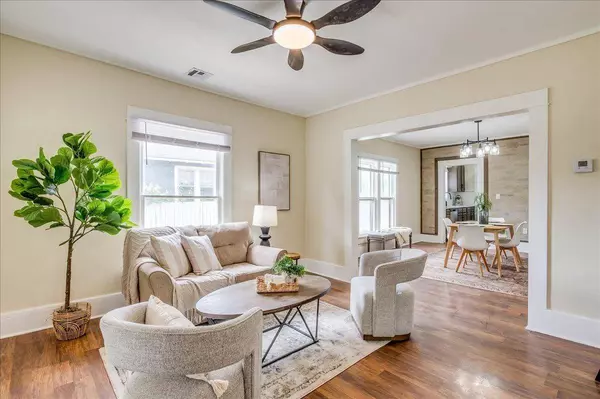 1429 S Hydraulic St, Wichita, KS 67211