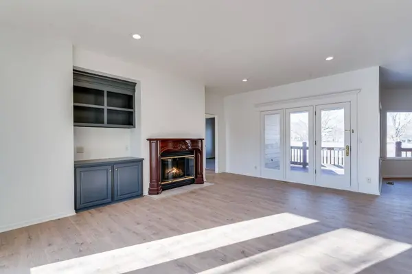 8229 E Oxford Ct, Wichita, KS 67226