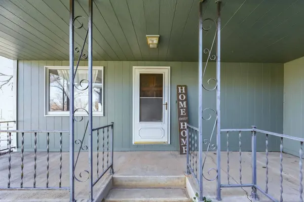 219 W Allison St, Andover, KS 67002
