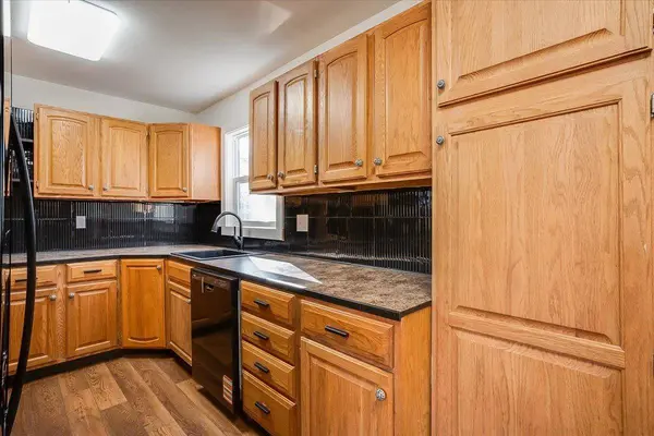 1121 E Luther St, Wichita, KS 67216