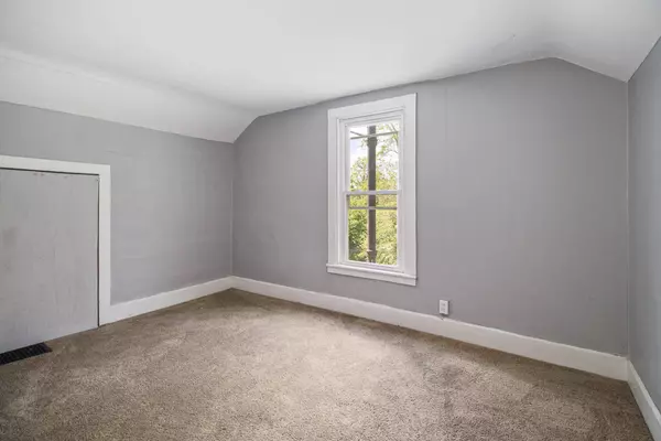 527 Jackson W Street, Battle Creek, MI 49037