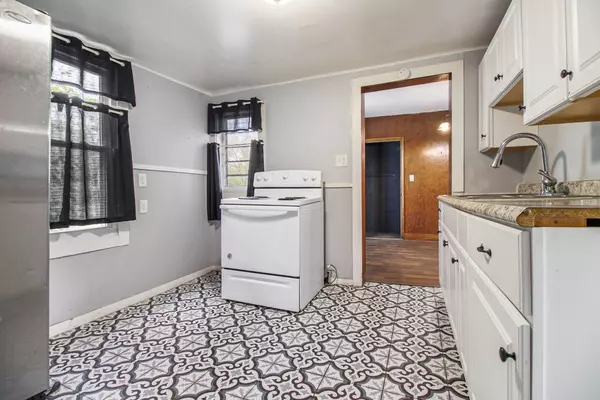 527 Jackson W Street, Battle Creek, MI 49037