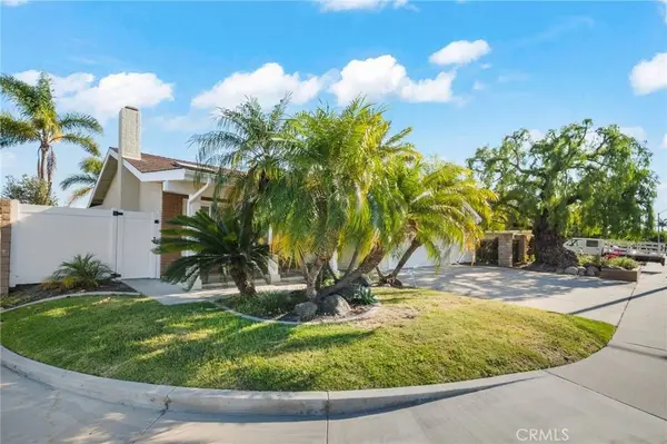 8612 Bayonne, Huntington Beach, CA 92646
