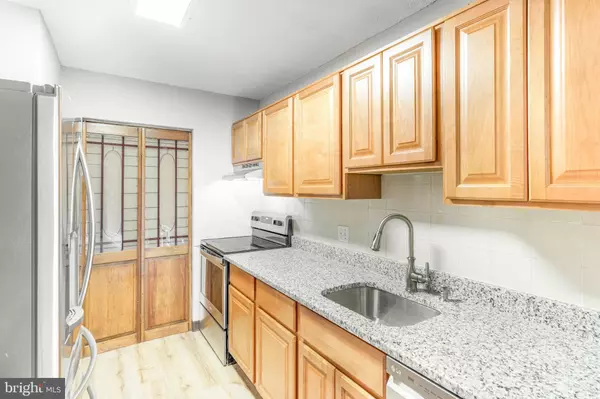 3301 HEWITT AVE #205, Silver Spring, MD 20906