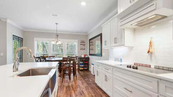 244 Coastal Breeze Drive, Freeport, FL 32439