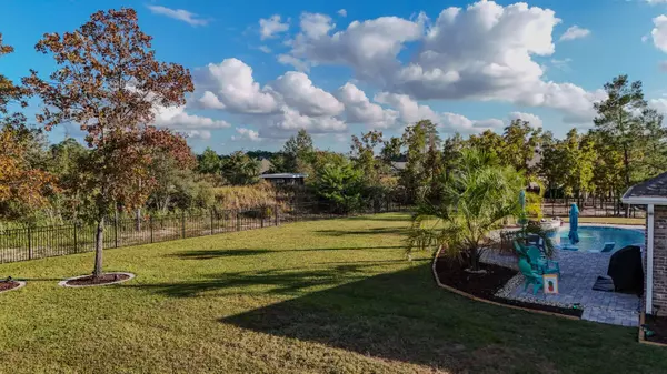 693 Coastal Breeze Drive, Freeport, FL 32439