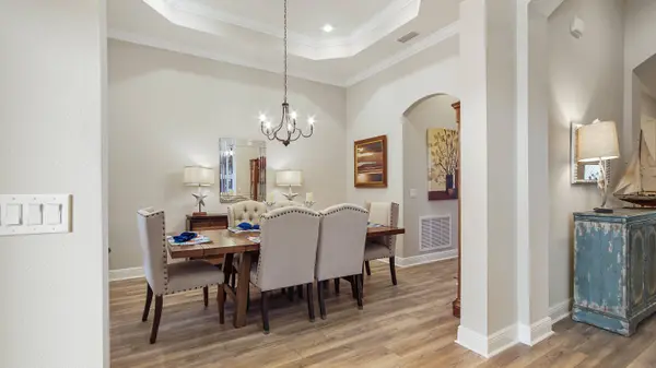 147 Fairway XING, Freeport, FL 32439