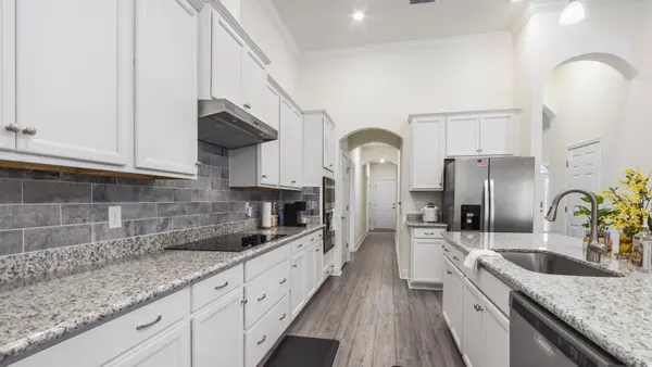 279 Tournament LN, Freeport, FL 32439