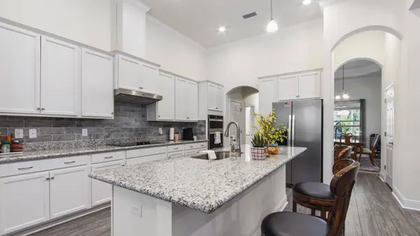 279 Tournament LN, Freeport, FL 32439