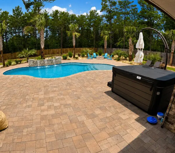 285 Mill Pond CV, Freeport, FL 32439