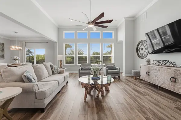 881 Brushed Dune CIR, Freeport, FL 32439