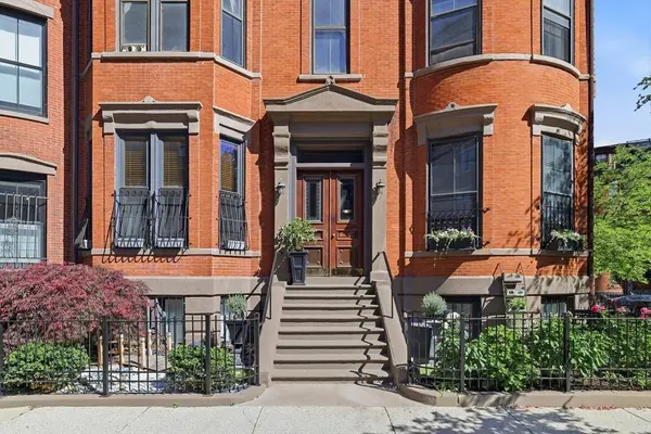 312 Columbus Ave #4