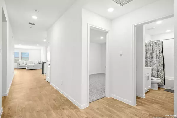 304 LAS LOMAS, San Marcos, TX 78666