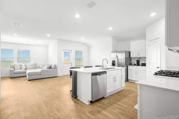 304 LAS LOMAS, San Marcos, TX 78666