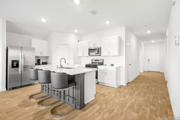 304 LAS LOMAS, San Marcos, TX 78666