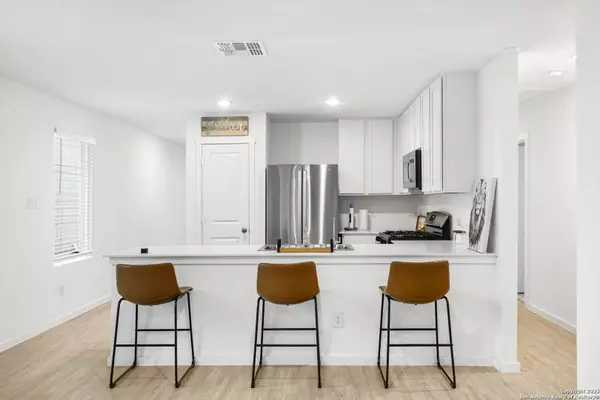 715 Wildcatters, San Antonio, TX 78227